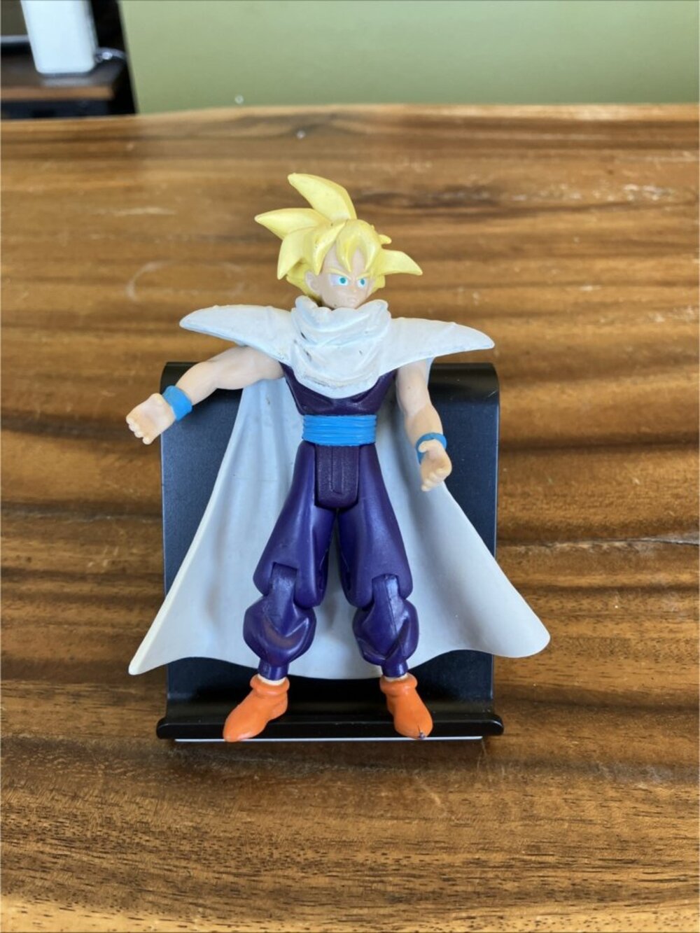 Irwin Dragon Ball Z Super Saiyan Gohan 5” Action Figure
